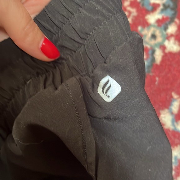 Fila running shorts - Picture 4 of 6